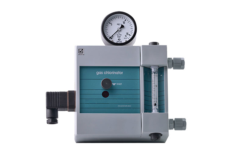 Vaccum regulators M 20 C